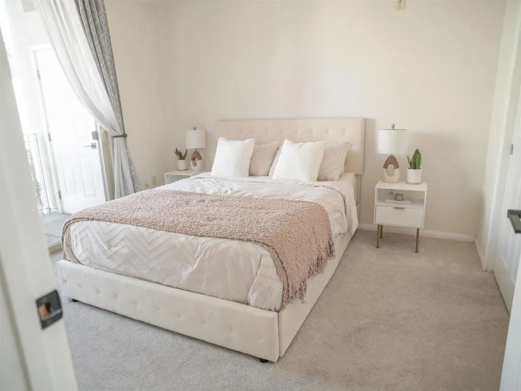 https://cdn.realtyfeed.com/cdn/127/306381068/0dd517ecf0620f19cfe8629d165b0bb6.webp