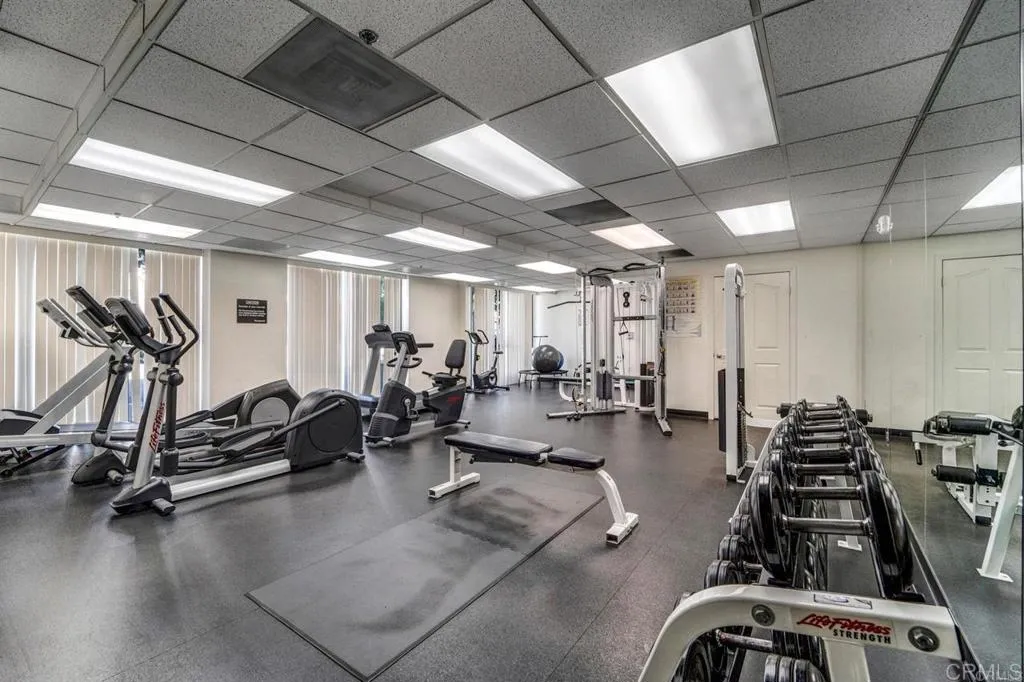 https://cdn.realtyfeed.com/cdn/127/306381068/13edc4ad304f49b34fc18df850a77054.webp