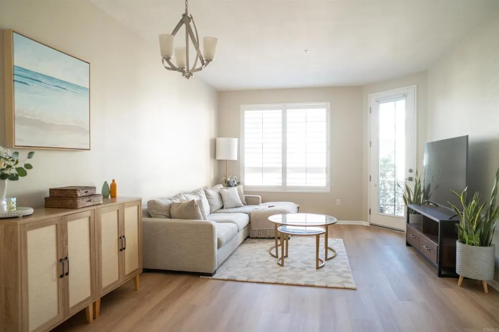 https://cdn.realtyfeed.com/cdn/127/306381068/7dfc4d13b07eeb68e4838347a323a87d.webp