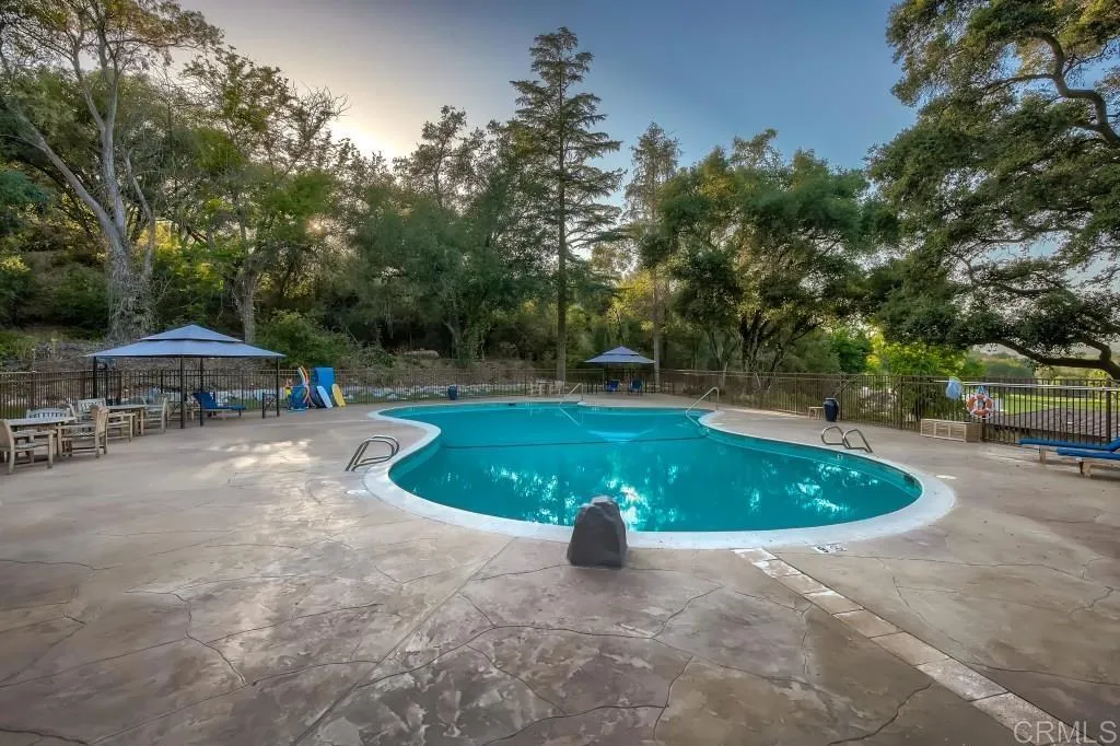https://cdn.realtyfeed.com/cdn/127/306381580/8c57f75ead4dc97a4b1f6807277c2029.webp