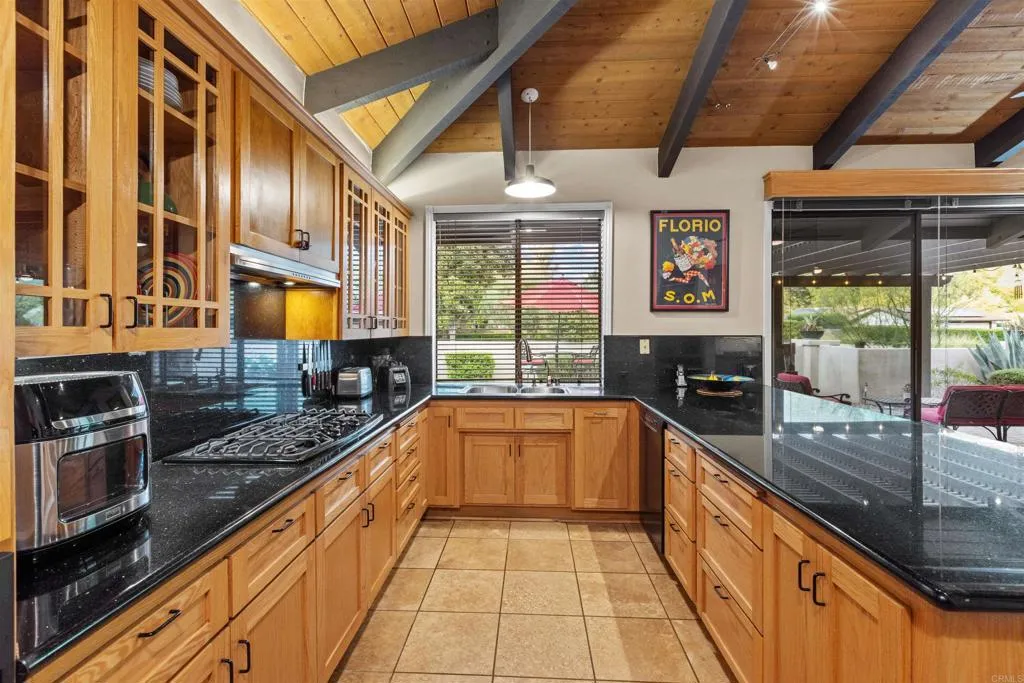 https://cdn.realtyfeed.com/cdn/127/306381580/9a946702a58b7ec4c80102479f458350.webp