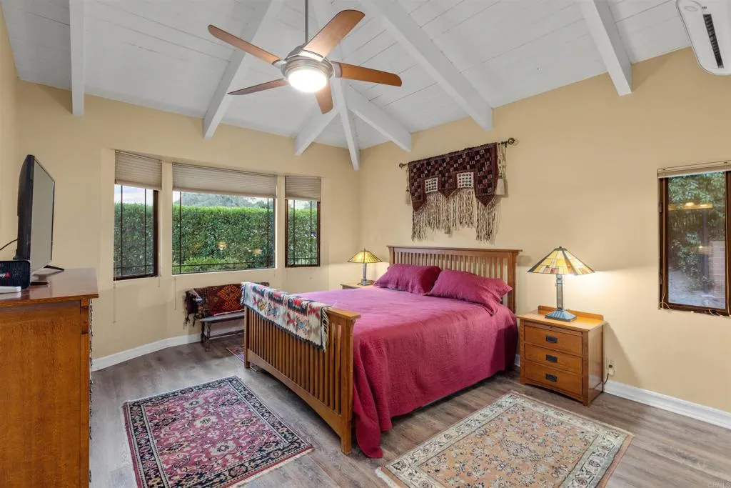 https://cdn.realtyfeed.com/cdn/127/306381580/adb0dcab0a0578e832b6a99870ccd3a1.webp