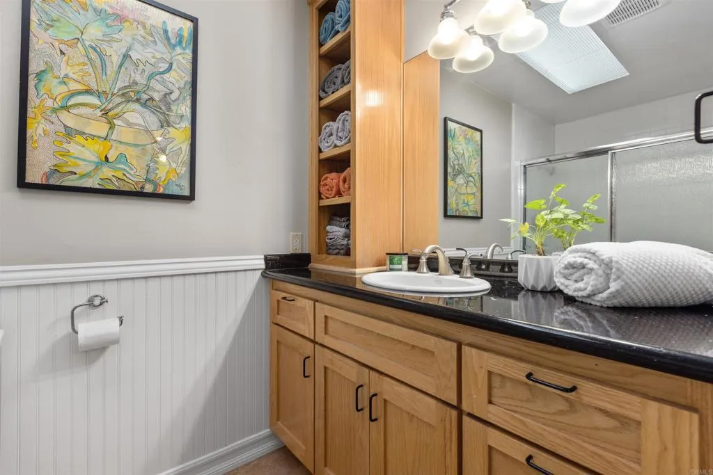 https://cdn.realtyfeed.com/cdn/127/306381580/e93c32fb73de07ae7e31a9d0efb50203.webp