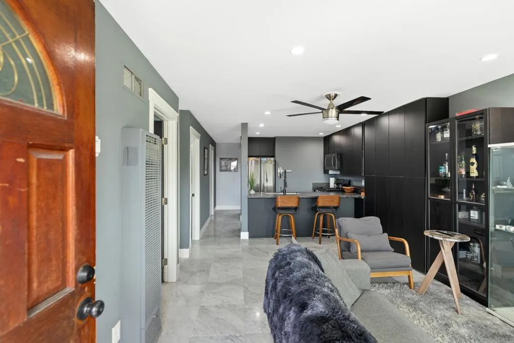 Photo #5: PTP2501649 Listing 
