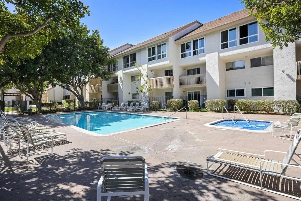 https://cdn.realtyfeed.com/cdn/127/306381704/34a992e02af6c2713ab0ccae4ee2b5a0.webp