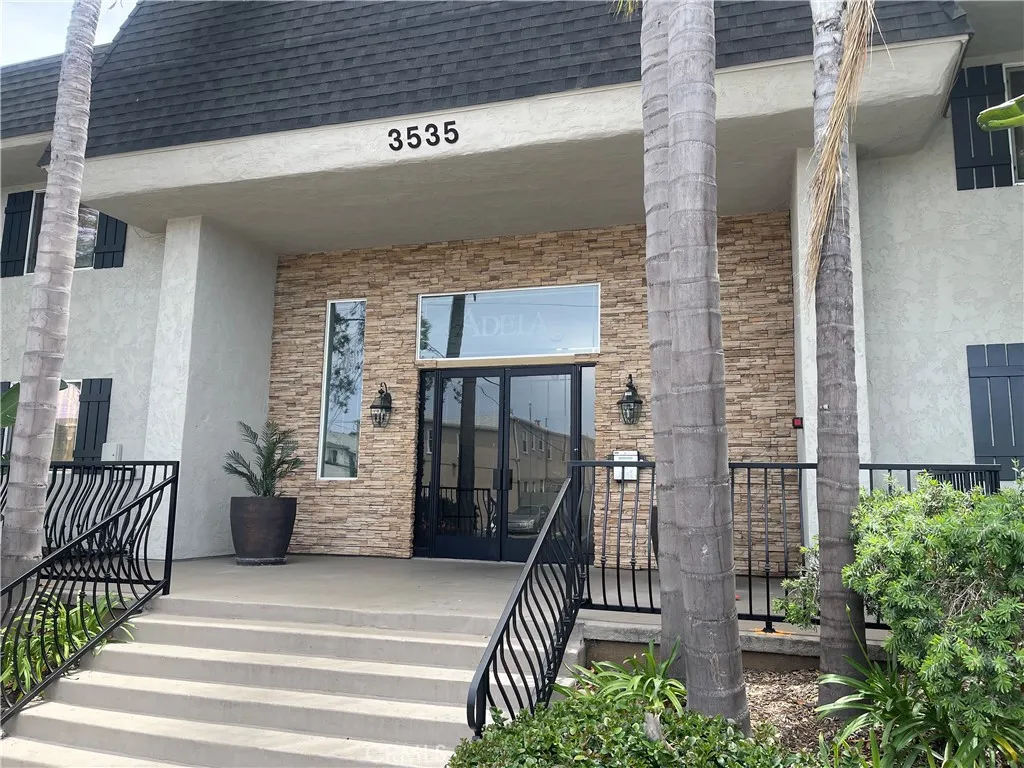More Details about MLS # NP25050029 : 3535 MADISON AVE UNIT #205