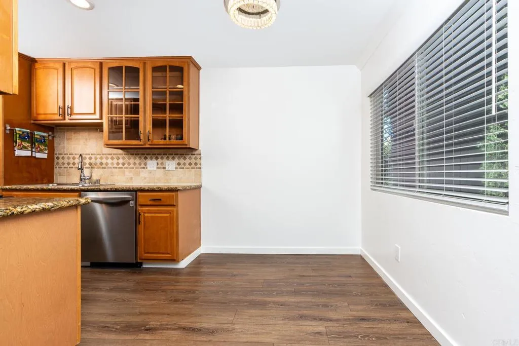 https://cdn.realtyfeed.com/cdn/127/306382035/08007cec62cc769068d7ce4611736657.webp