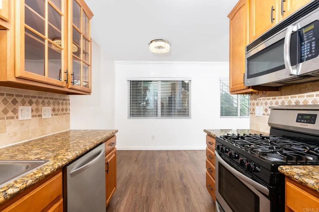 https://cdn.realtyfeed.com/cdn/127/306382035/43009bd21e14034473484d1d7591af30.webp