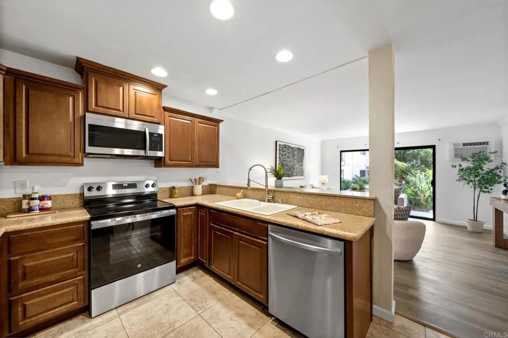 https://cdn.realtyfeed.com/cdn/127/306382190/1294860301106a6cde4693e0ec555cf0.webp