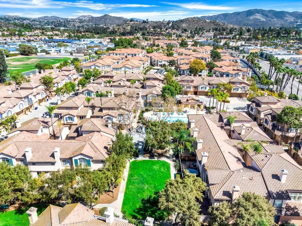 https://cdn.realtyfeed.com/cdn/127/306382190/58035f73385de1700d8fe01ee0da81fc.webp