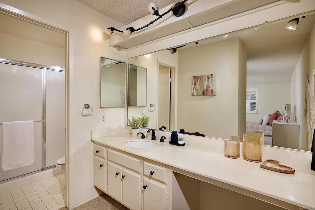 https://cdn.realtyfeed.com/cdn/127/306382251/b29ad4f7b04b29be19163527ed0c9135.webp
