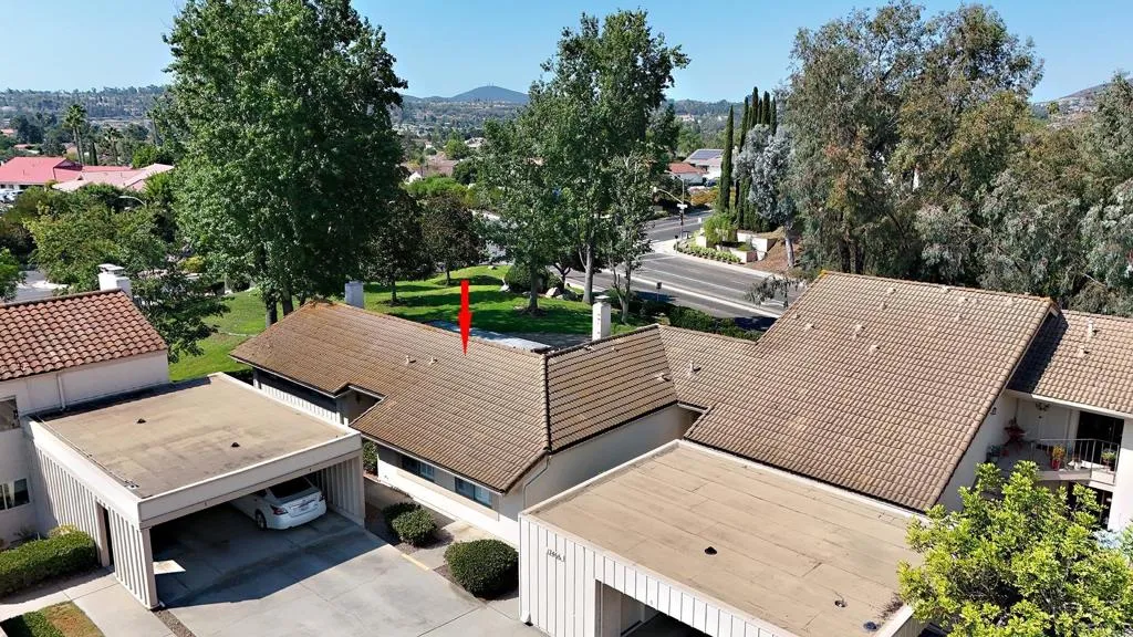 https://cdn.realtyfeed.com/cdn/127/306382251/b59e4af40b6348e4d0f7fd44836bb77e.webp