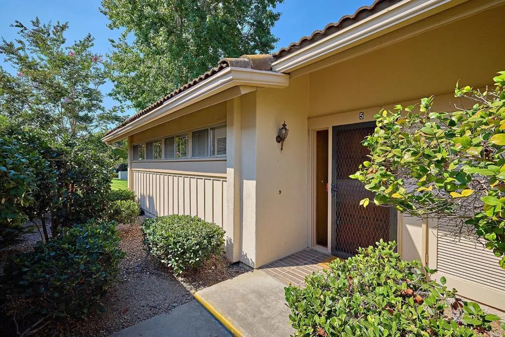https://cdn.realtyfeed.com/cdn/127/306382251/f2c846f661db6f41d17adc67b6aade84.webp