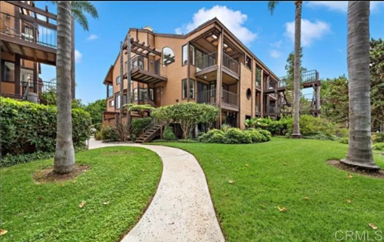 Photo #2: PTP2501679 Listing 