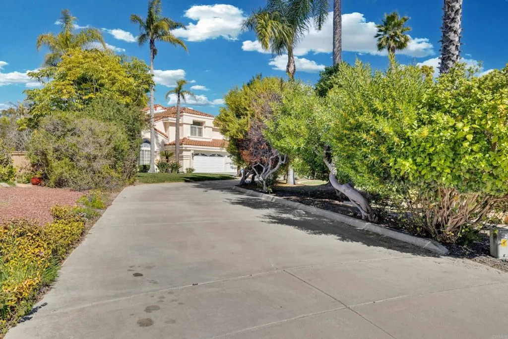 https://cdn.realtyfeed.com/cdn/127/306382523/b65be760ec905fab44392de0fb039a68.webp