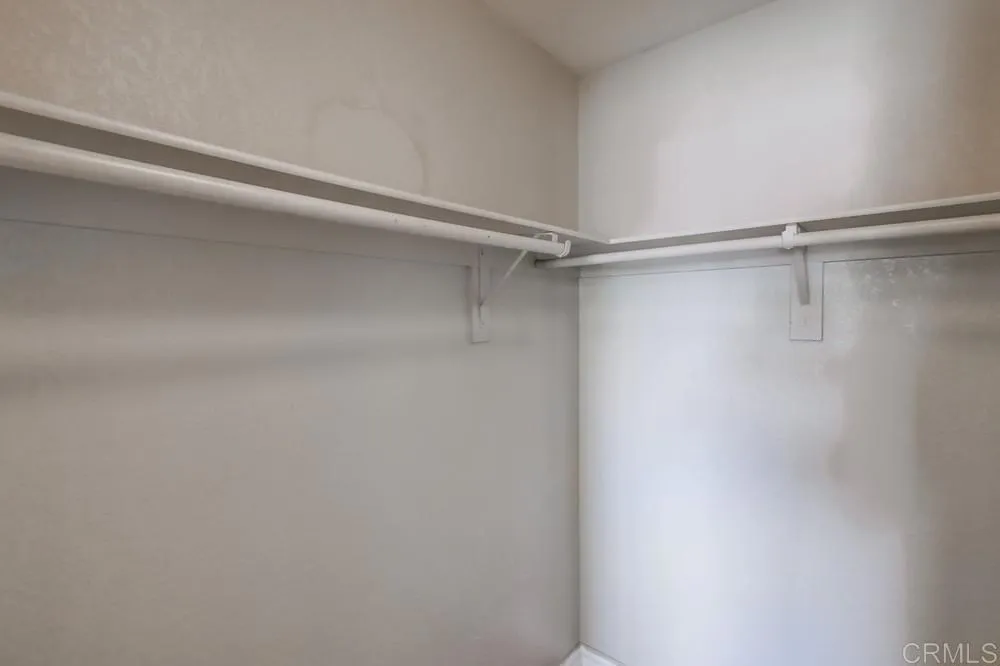 https://cdn.realtyfeed.com/cdn/127/306382666/4b84e4302d36953b66d7e91c351f427c.webp