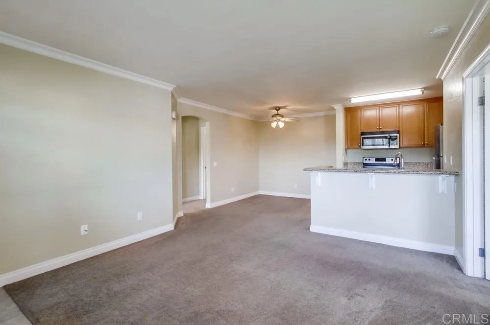 https://cdn.realtyfeed.com/cdn/127/306382666/6b06f6da854399f2f44bc4b8ddfd2e9f.webp