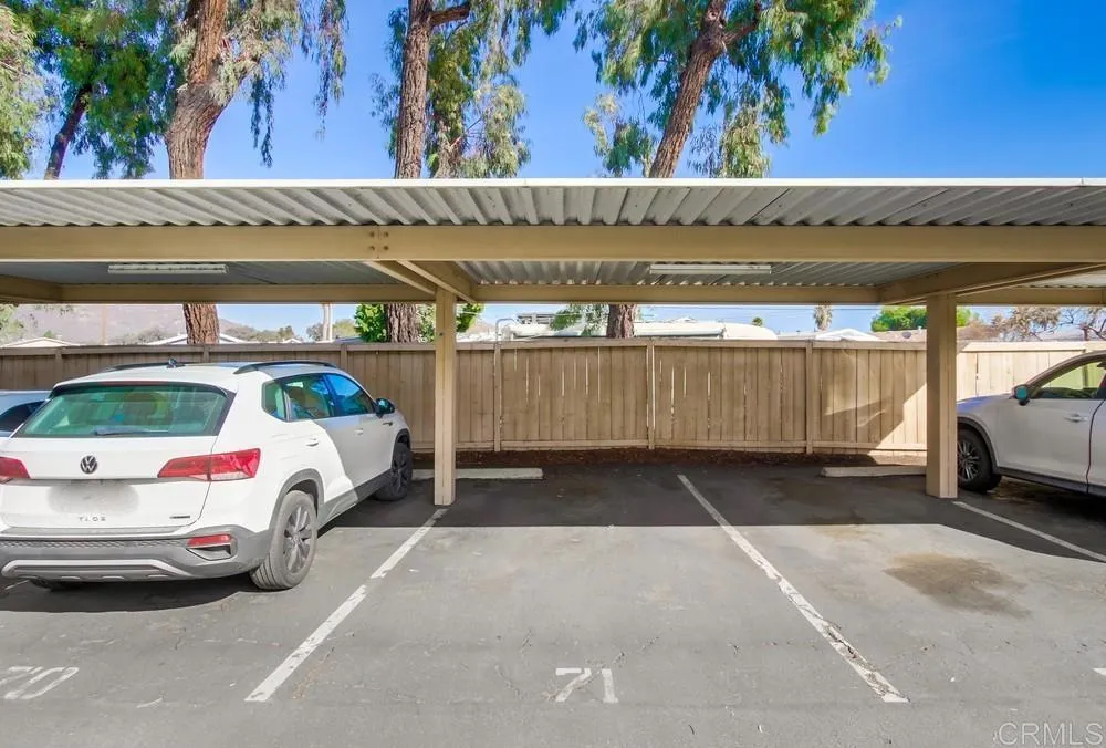 https://cdn.realtyfeed.com/cdn/127/306382666/9231a99e0ed935dac5dfedcbc2db4f01.webp