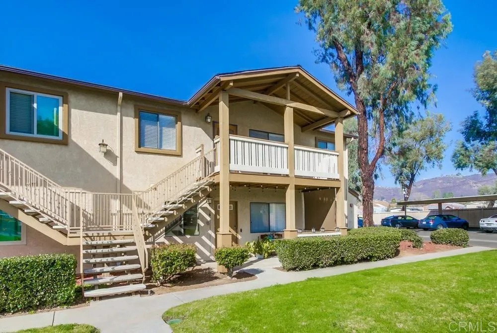 https://cdn.realtyfeed.com/cdn/127/306382666/9be8bb049698d99ded0b7d81689b8895.webp