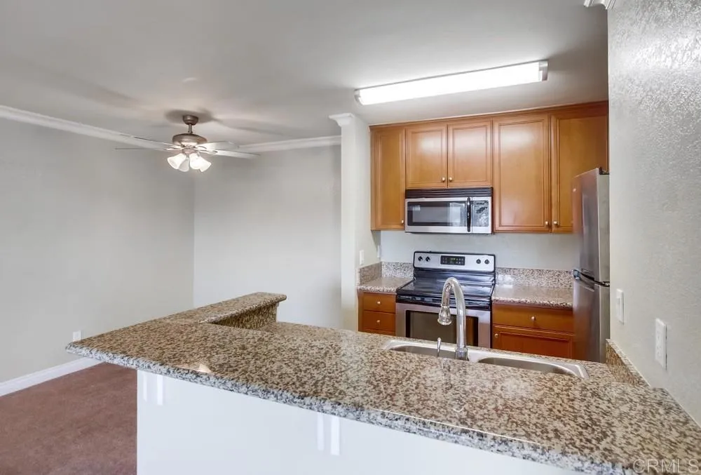 https://cdn.realtyfeed.com/cdn/127/306382666/a2ce10b48629741d0dc76aa3652c37c0.webp