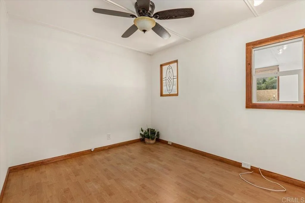 https://cdn.realtyfeed.com/cdn/127/306383071/1b5a8c8c5f2551464f580ccd571ae8e4.webp