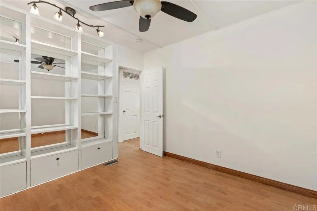 https://cdn.realtyfeed.com/cdn/127/306383071/9355ff76b3f58e5afd1583cd21517ba7.webp