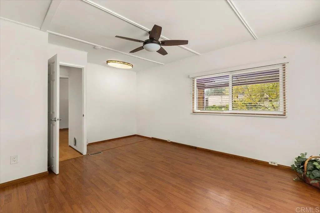 https://cdn.realtyfeed.com/cdn/127/306383071/e75c1aa02c3315aeb844a5cba33d3e10.webp