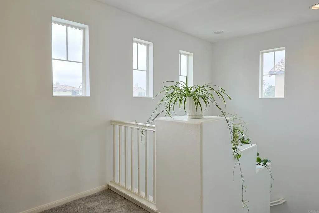 https://cdn.realtyfeed.com/cdn/127/306383090/63220f3cd4602211d608be65967571e3.webp