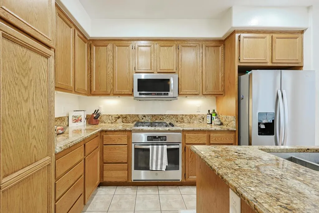 https://cdn.realtyfeed.com/cdn/127/306383090/8274843b83fba5e601a019ce422ab075.webp