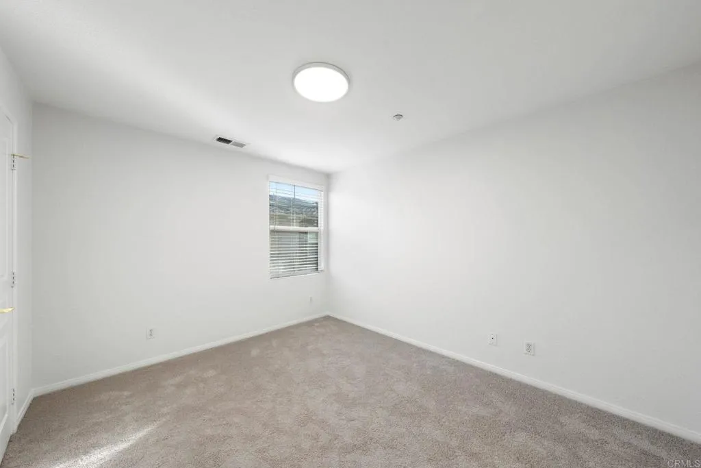 https://cdn.realtyfeed.com/cdn/127/306383226/0966ea5cf1ca8e6478fd89c775593d4d.webp