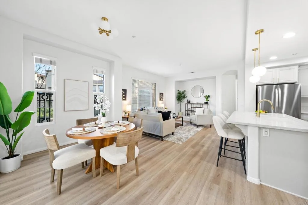 https://cdn.realtyfeed.com/cdn/127/306383226/0aed75fdf56d2287d843562c75e40f85.webp
