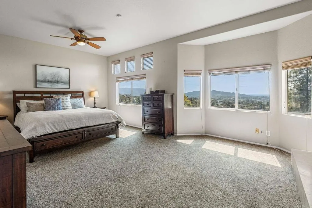 https://cdn.realtyfeed.com/cdn/127/306383362/4b481a64222d3211161877eda7c3fed3.webp
