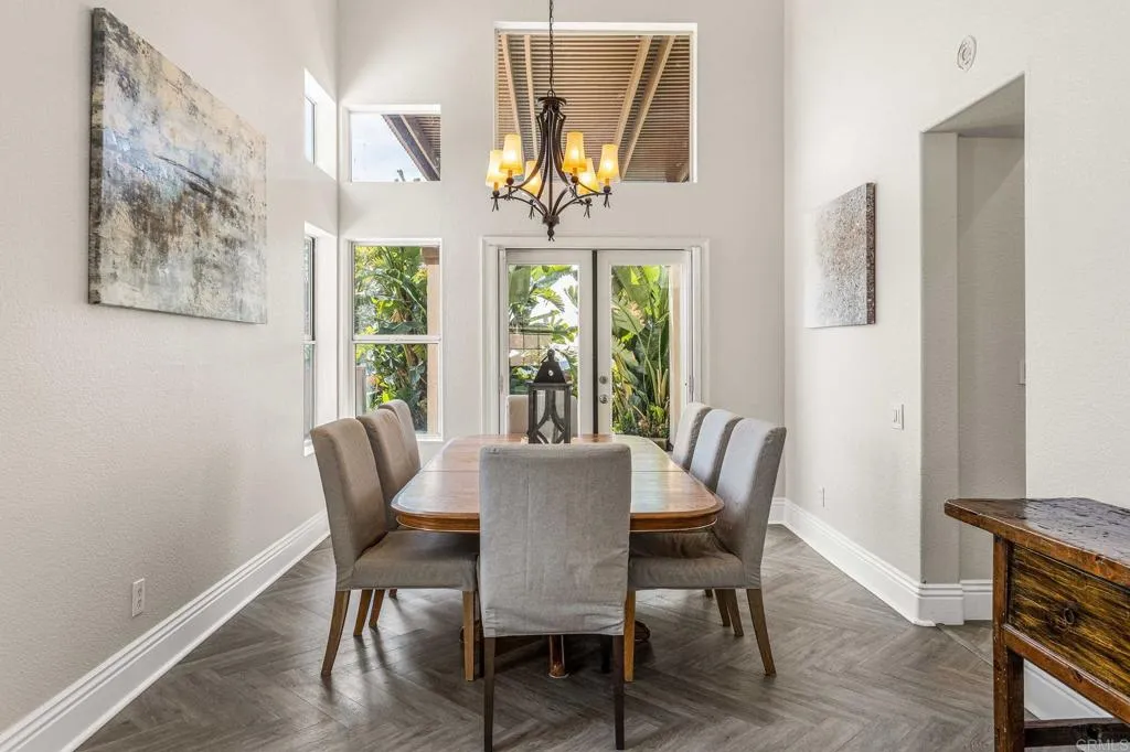 https://cdn.realtyfeed.com/cdn/127/306383362/67967037e4dbca989b0b7ad24d2dcac1.webp