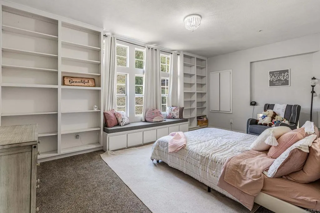 https://cdn.realtyfeed.com/cdn/127/306383362/f4198693773cb57e788d1c2616f423c2.webp