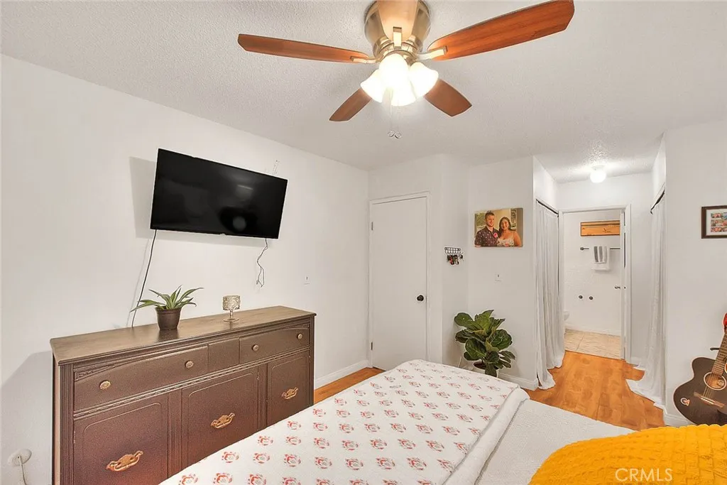 https://cdn.realtyfeed.com/cdn/127/306383454/501c8b285ab282fb763fd1284a45d054.webp