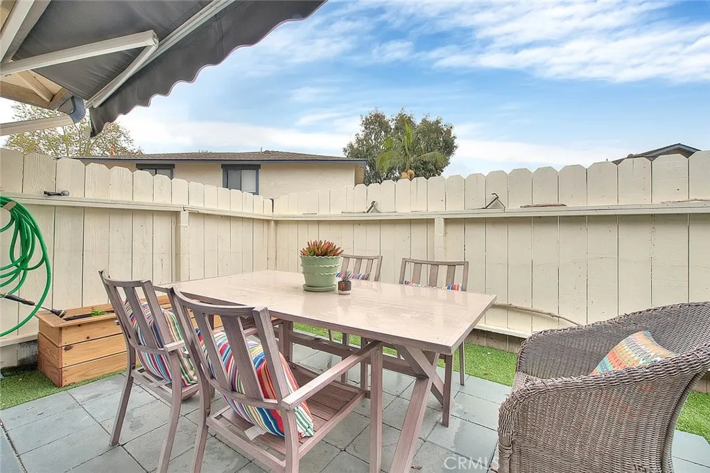 https://cdn.realtyfeed.com/cdn/127/306383454/8bb108632cc691d723cac0f11d482ebb.webp