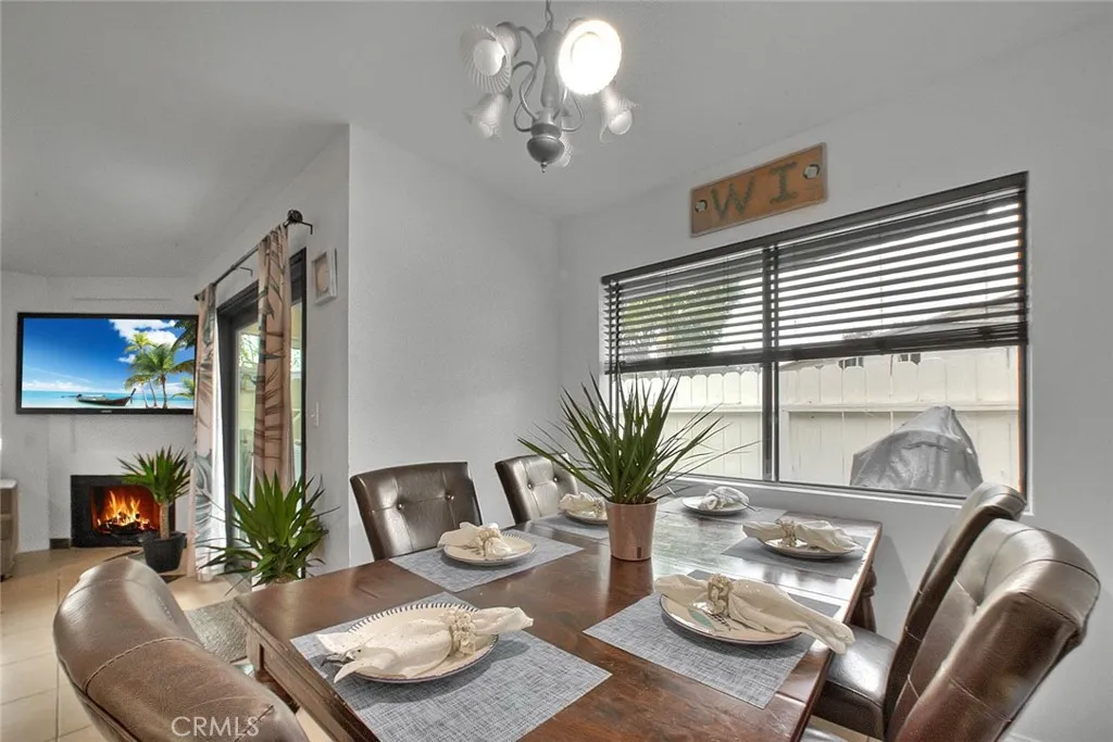https://cdn.realtyfeed.com/cdn/127/306383454/a0a697ec9b236244663ebeac23393387.webp