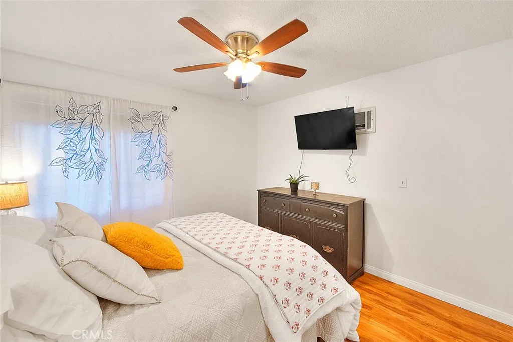 https://cdn.realtyfeed.com/cdn/127/306383454/cf42ff5b65868ec2fe8d0d685e82b066.webp