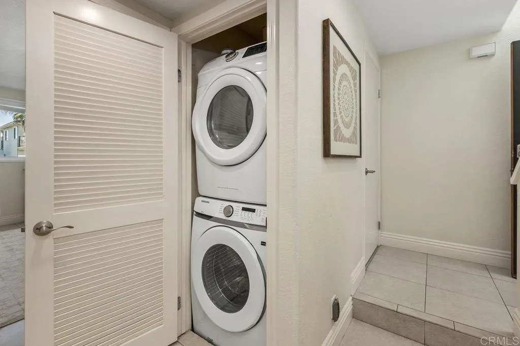 https://cdn.realtyfeed.com/cdn/127/306383696/0e157ff04faa8448764cc57a21eccc9e.webp