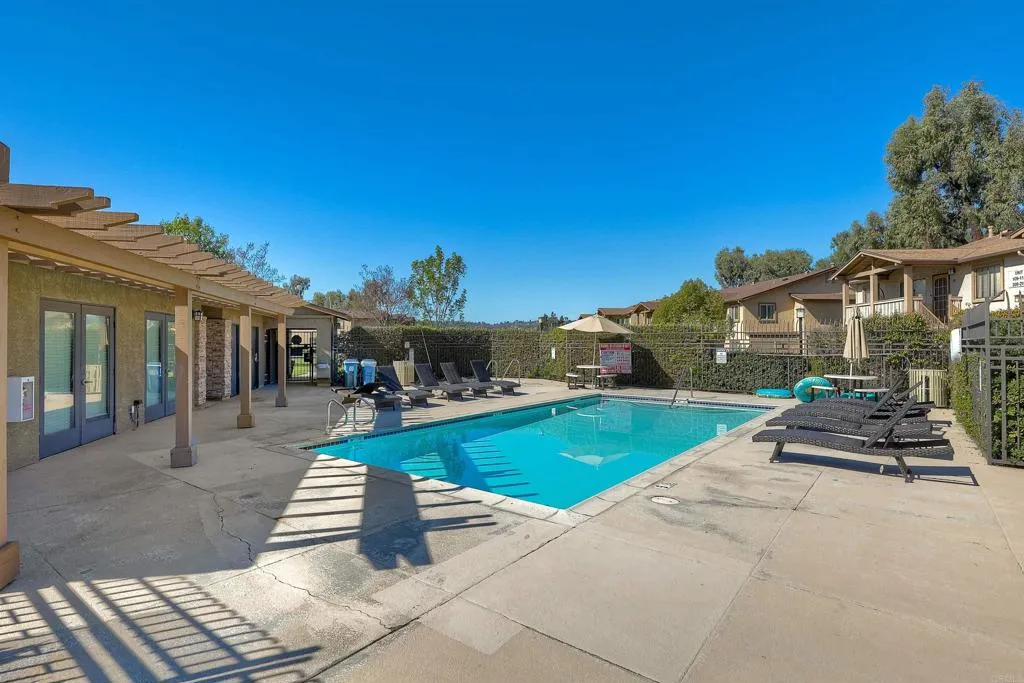 https://cdn.realtyfeed.com/cdn/127/306383699/8865455033b71fca5b1b085762b33e89.webp