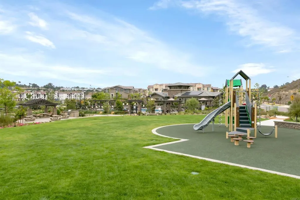 https://cdn.realtyfeed.com/cdn/127/306383826/584451a0f4da31f51770f9e52ca72838.webp