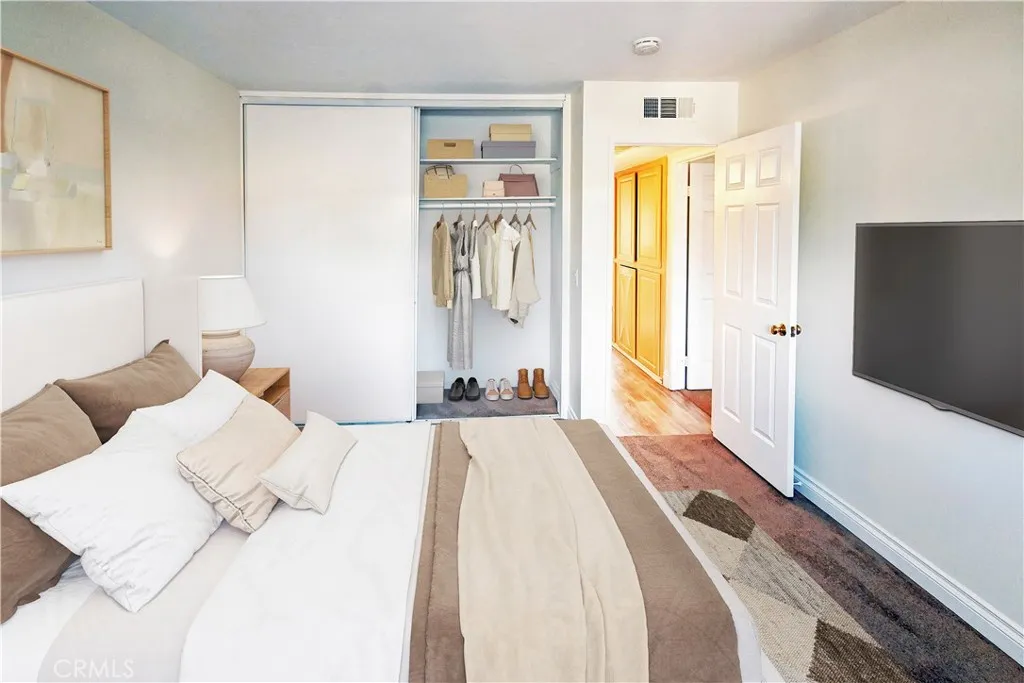 https://cdn.realtyfeed.com/cdn/127/306383828/2af8bcc4c16af5d7c91c90e9f6d03ce9.webp