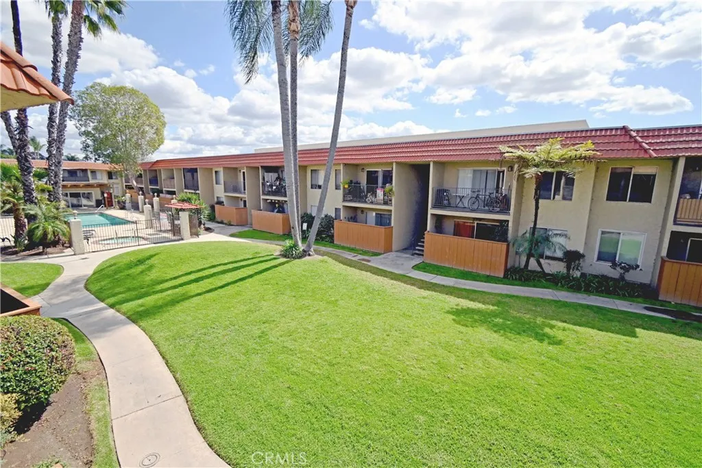 https://cdn.realtyfeed.com/cdn/127/306383828/d5f382b9a23e190d9c65293ebc0d2b7b.webp