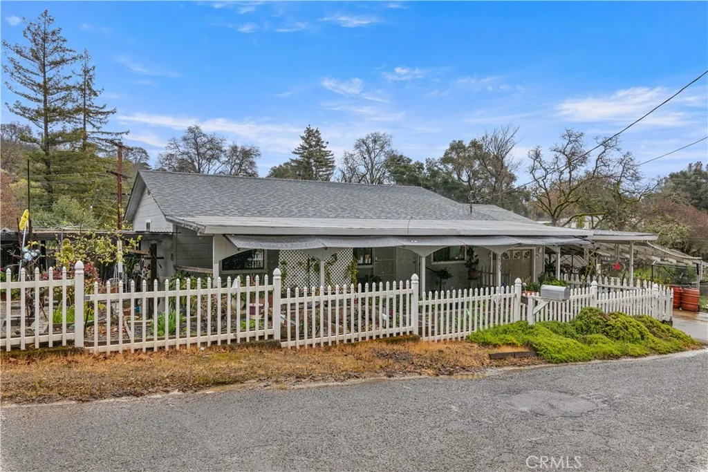 2935 Gardner Road, Nice, Ca 95464
