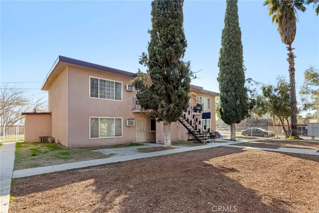 1721 N Fairfax Drive, San Bernardino, Ca 92404 - Main photo, San Bernardino, CA