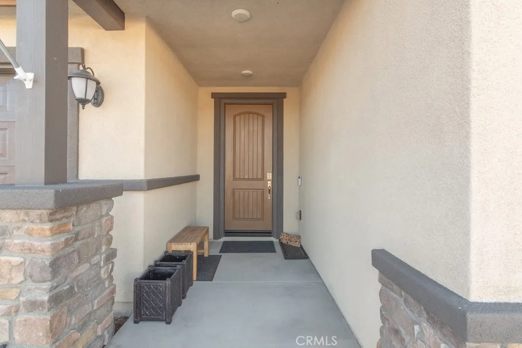 https://cdn.realtyfeed.com/cdn/127/306384690/d30fb1fe49e455abbf00deea333e8b80.webp