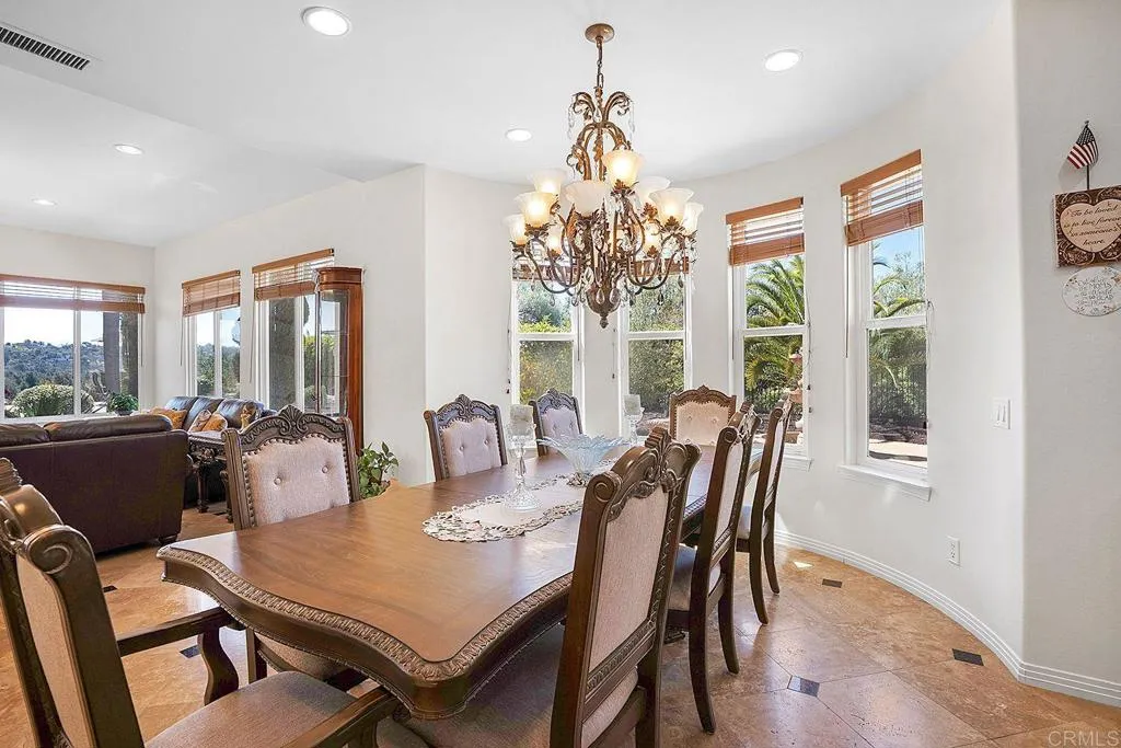 https://cdn.realtyfeed.com/cdn/127/306384723/36f98afec88a35a434980ce5559e4295.webp