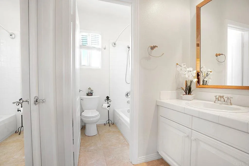 https://cdn.realtyfeed.com/cdn/127/306384723/3915161aff6e9f3c4dbc9434d0dea1ea.webp