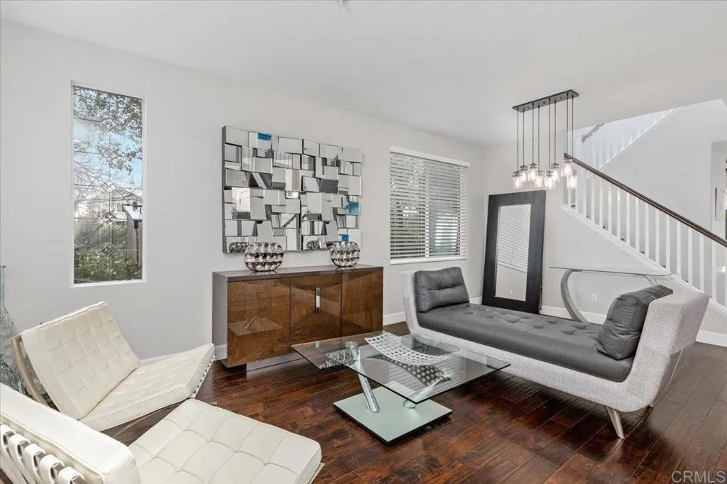 https://cdn.realtyfeed.com/cdn/127/306384742/c2db785d4d982971f76623d5a1331e39.webp