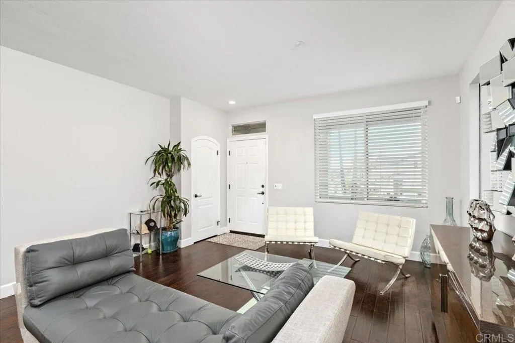 https://cdn.realtyfeed.com/cdn/127/306384742/ed62c08af4f4df9e2adb8ea3258edfd1.webp